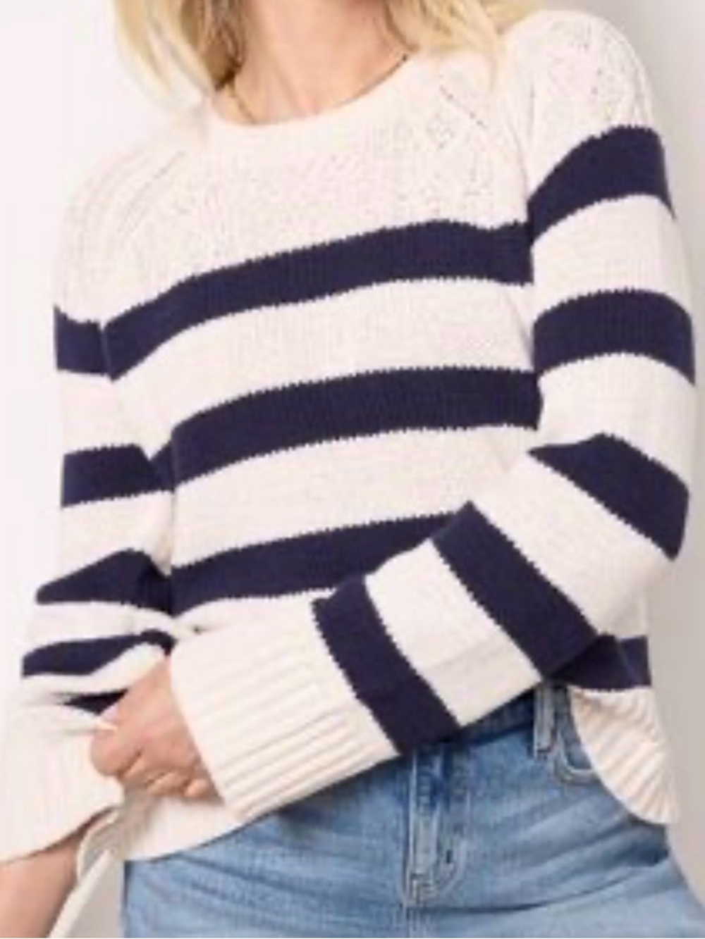 Evereve Nora navy cream striped sweater Pullover Size XS Crew Neck Cotton